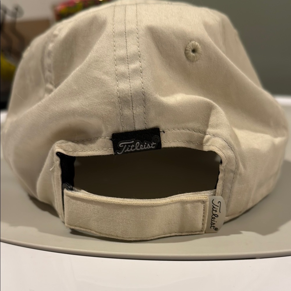 Titleist Tan Baseball Cap - Picture 2 of 3